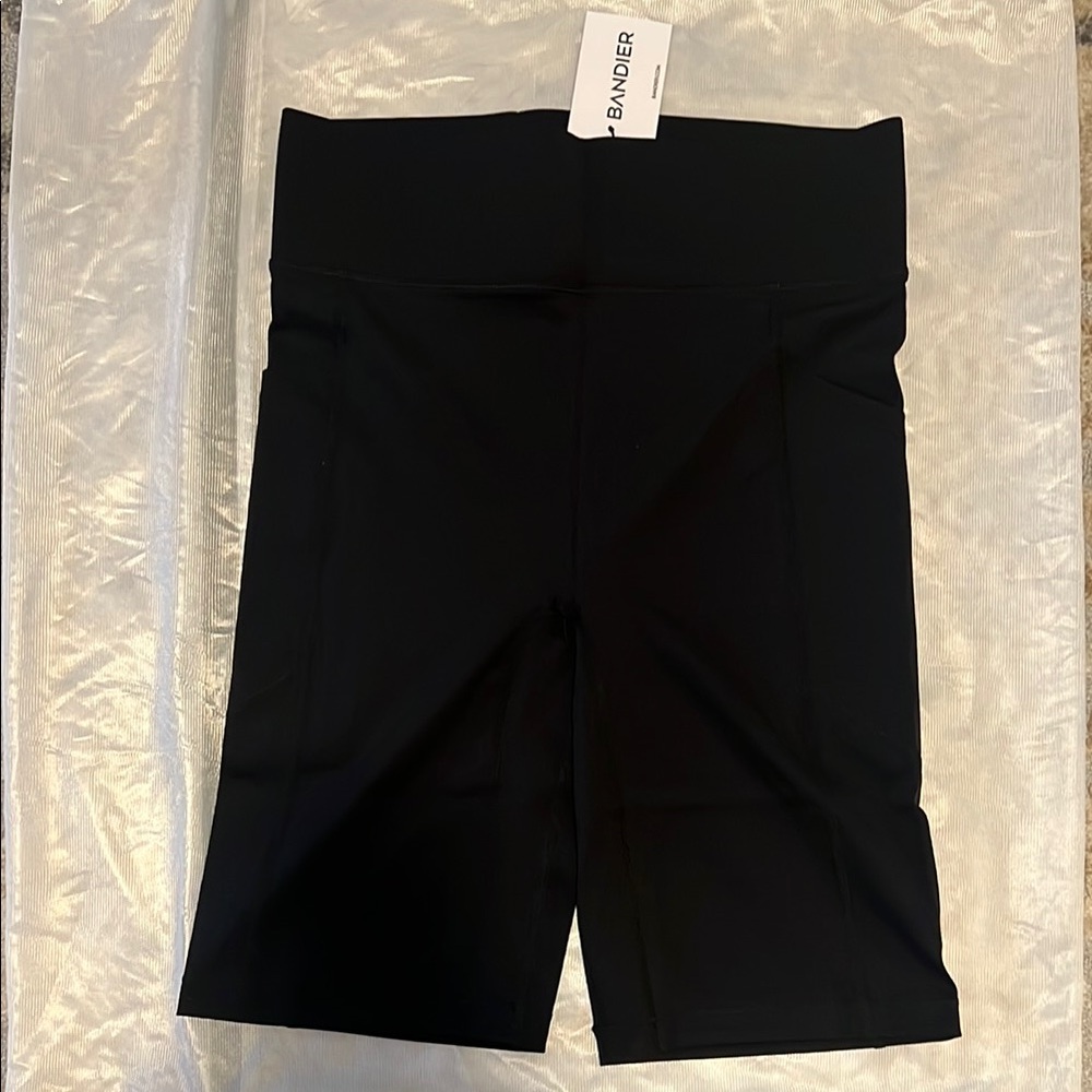 NEW All Access Bandier Women's Black Biker Shorts with Pockets, Small